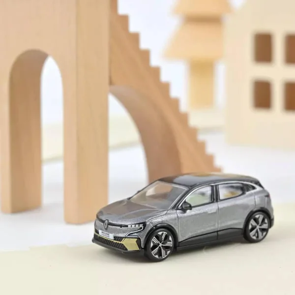 1/64 RENAULT MEGANE E-TECH 100% ELECTRIQUE 2022 GRIS OMBRE ET NOIR
