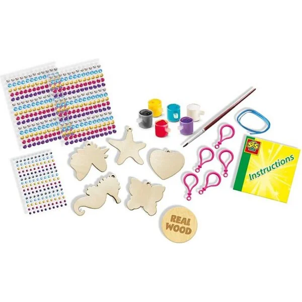 Décoration de porte-clés avec des strass scintillants