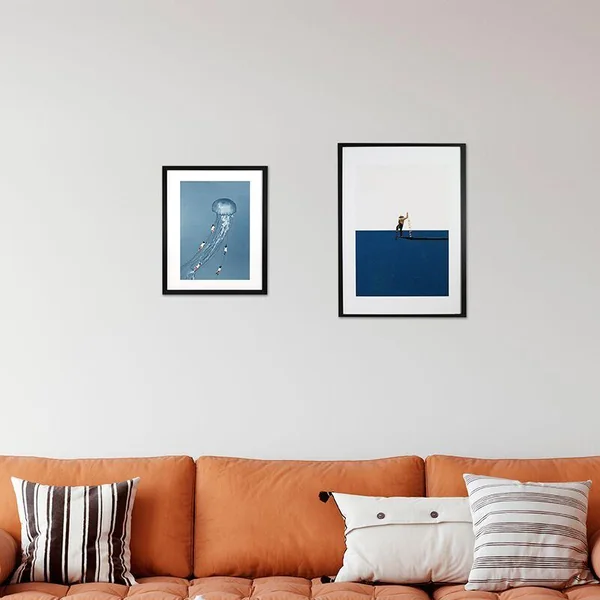 GBEYE - TIRAGE ENCADRE "WE CAME HOME SMILING PAR MAARTE" (40X50CM) X2