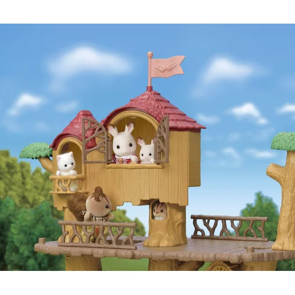 LA CABANE DANS LES ARBRES ET LE SET DE CAMPING -SYLVANIAN VACANCES