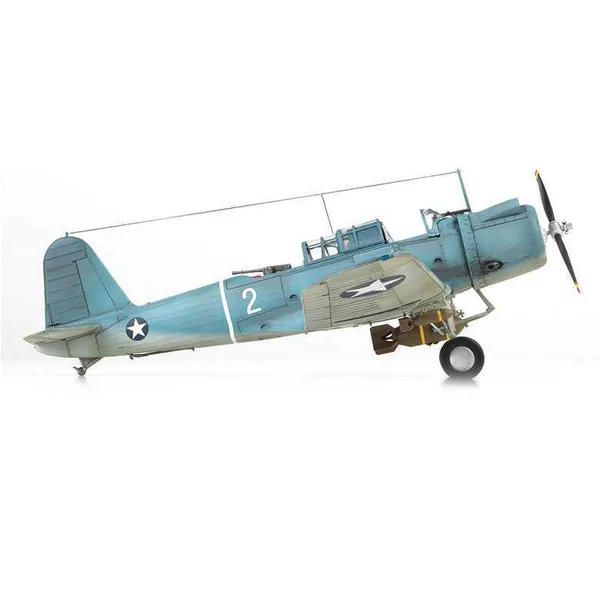 Maquette d'avion 12350 - USN SB2U-3 "Bataille de Midway" (1:48)