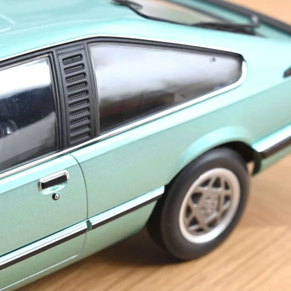 NOREV Opel Monza 2.5 E 1983 Beryll Green Metallic 1/18 - 183643