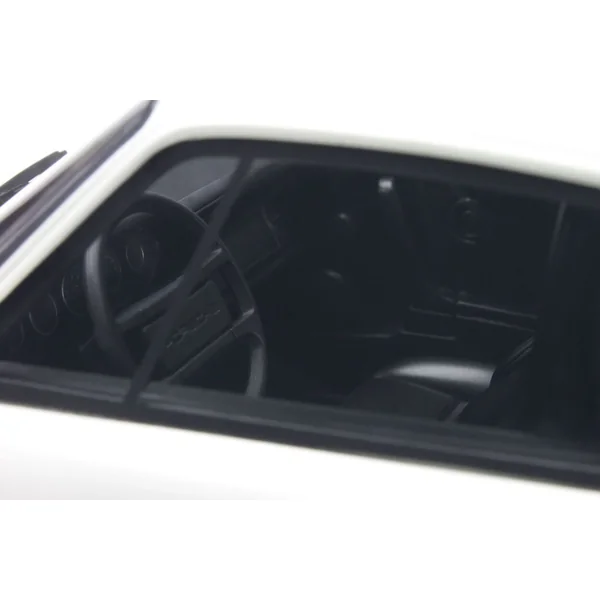 Porsche 911 (964) Carrera 4 1989 1/18 GT Spirit - GT713