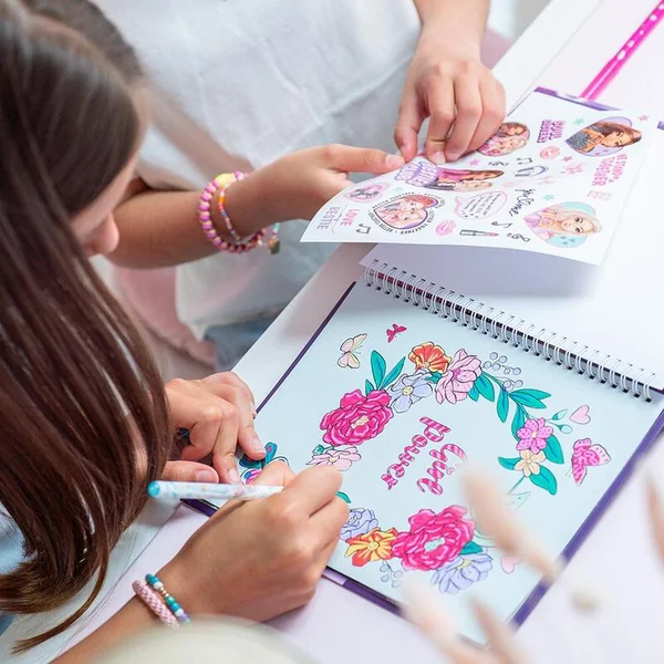 Top model Livre de coloriage créatif avec lumières LED et musique Mon BFF