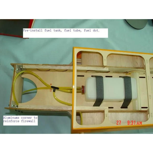 Yak 55M 107'' (33%) 2,70m - Pilot RC - Rouge/Jaune - 100 à 120cc
